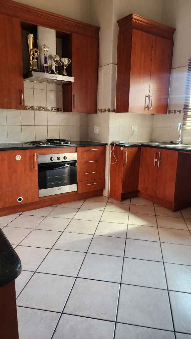 To Let 2 Bedroom Property for Rent in Leloko North West